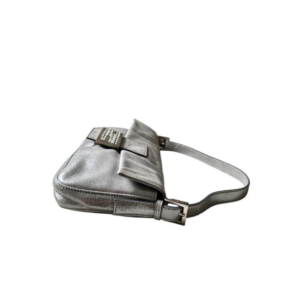 Fendi Silver Baguette - Picture 4 of 9